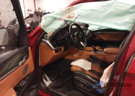 2015 BMW X6 xDrive50I z USA, uszkodzony, nr VIN 5UXKU6C50F0F93974